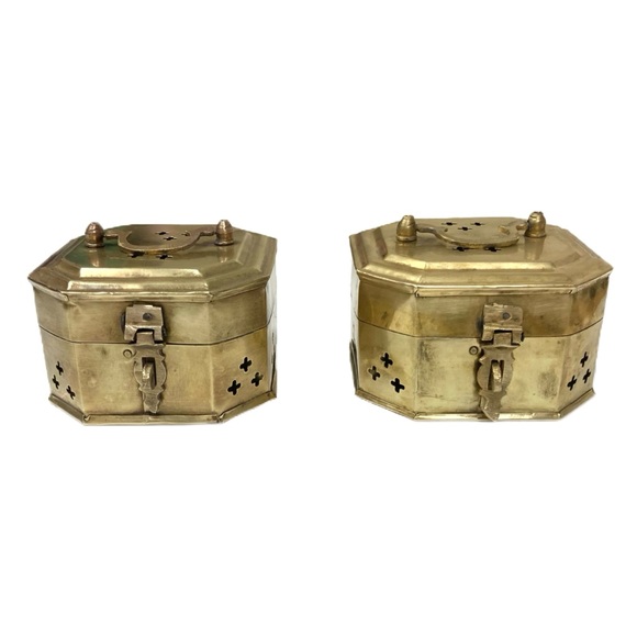 Vintage Brass Cricket Octagon Box with Handle X2 - Picture 2 of 6